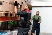 How to Improve Warehouse Load Stability and Efficiency with the Right Wrapping Solution How to Improve Warehouse Load Stability and Efficiency with the Right Wrapping Solution